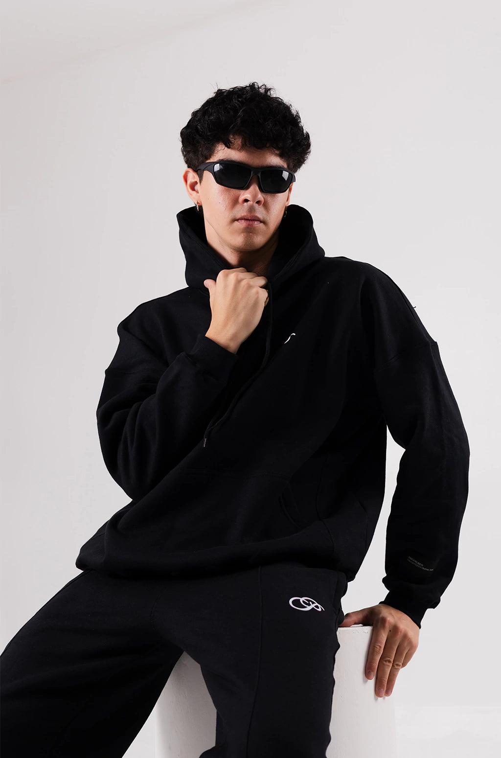 Buzo Motion